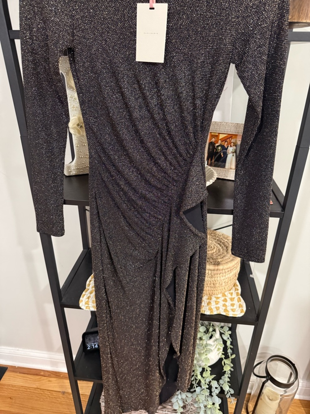 ✨ Alex Marie Black & Gold Metallic Ruched Midi Dress NWT ✨ - Picture 3 of 11